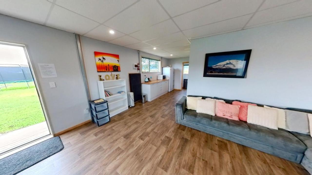 Full Holiday Home To Yourself, Up To 21 Guests Atiamuri Εξωτερικό φωτογραφία